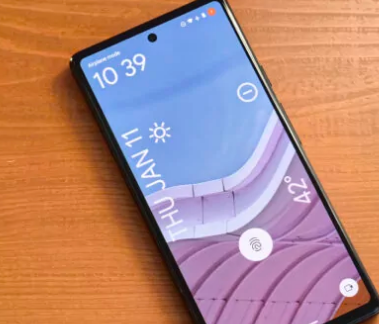 Android 15 可能会将小部件带回锁定屏幕